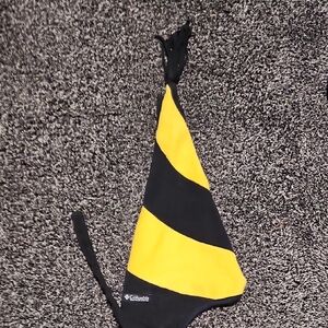 Columbia Black and Yellow Striped Scarf